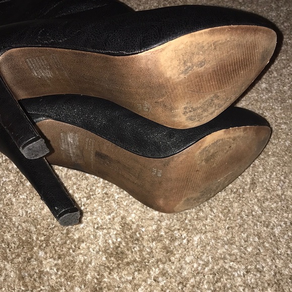 Bcbg faux fur lined booties - Picture 3 of 4